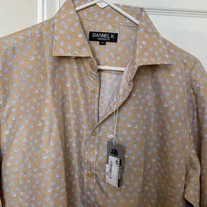 Daniel K size: Large